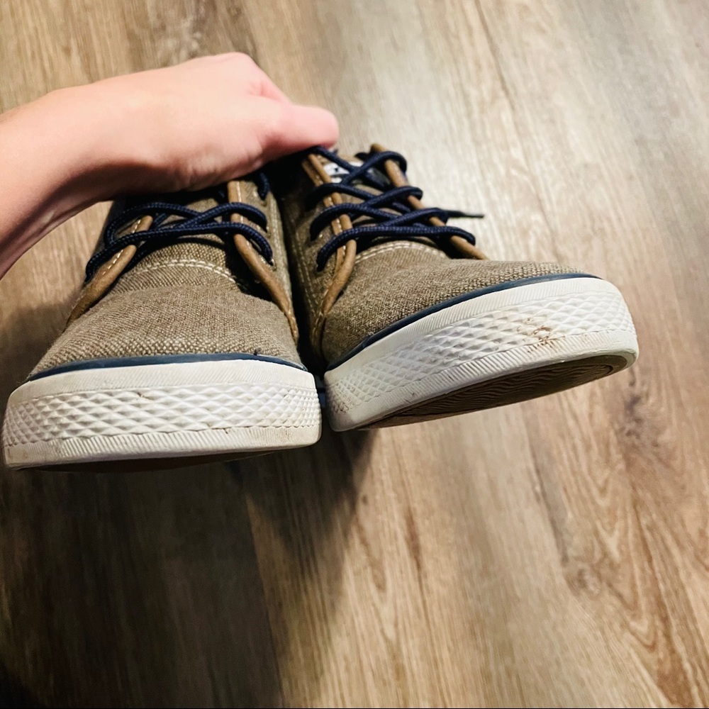 Nautica Shoes - Picture 7 of 9